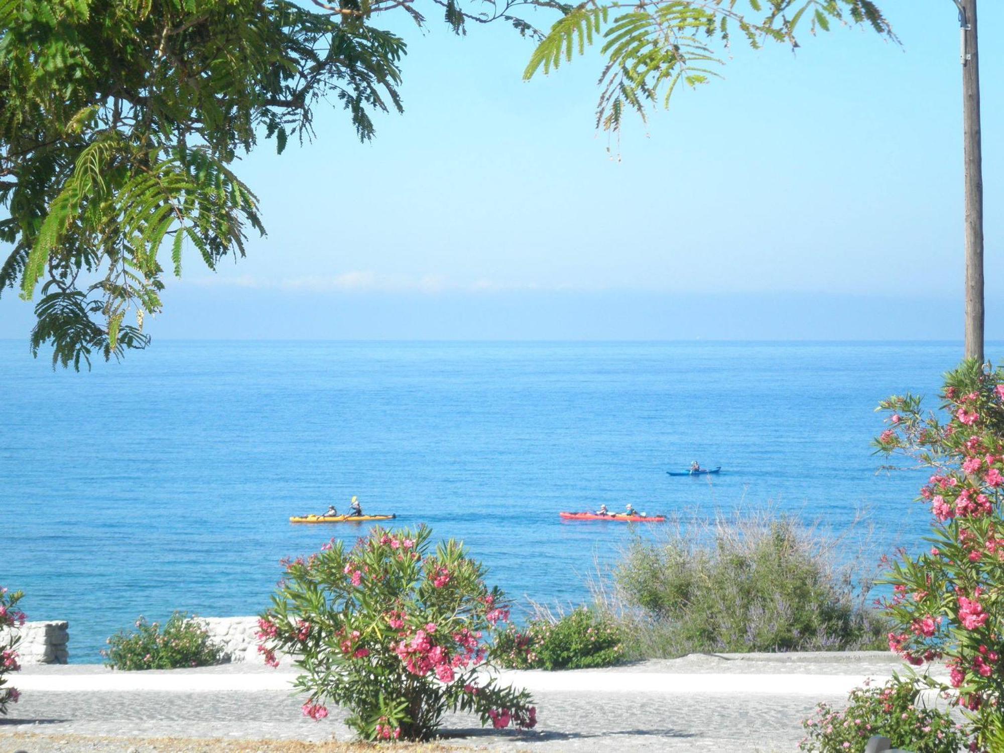 Calypso Apartment Agia Roumeli Exterior photo